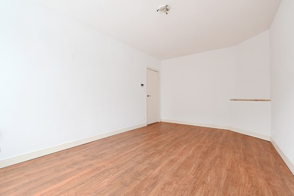 Medium property photo - Jan ten Brinkstraat 147, 2522 HX Den Haag